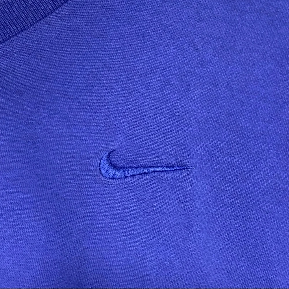 Vintage 90s Nike Mini Swoosh Essential Blue V-Neck‎ Tee Large
